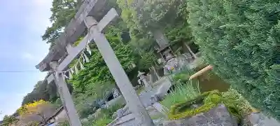 天照御祖神社の{uncategorized: "未分類", other: "その他", undefined: "問題あり", building: "その他建物", grave: "お墓", sacred_gate: "鳥居", guardian: "狛犬", statue: "像", buddha: "仏像", history: "歴史", nature: "自然", garden: "庭園", animal: "動物", pagoda: "塔", temizu: "手水舎", mountain_gate: "山門・神門", sanctuary: "本殿・本堂", subordinate: "末社・摂社", art: "芸術", scenery: "景色", jizo: "地蔵", ema: "絵馬", goshuin: "御朱印", omikuji: "おみくじ", items: "授与品その他", amulet: "お守り", goshuincho: "御朱印帳", eats: "食事", festival: "お祭り", votive_dance: "神楽", shichigosan: "七五三参", wedding: "結婚式", experience: "体験その他", initially: "初詣", around: "周辺", anti_infection: "感染症対策"}