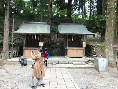 諏訪大社下社春宮の末社・摂社