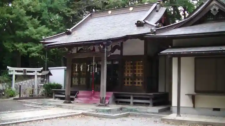 茅ヶ崎杉山神社の本殿・本堂