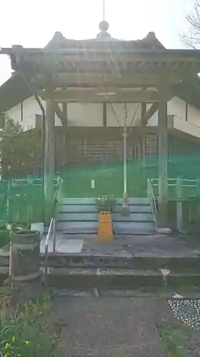 高野寺の本殿・本堂