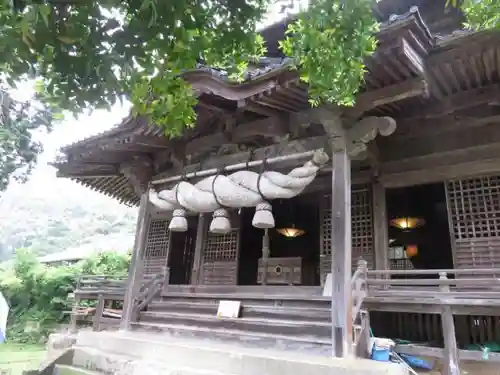 城上神社の本殿