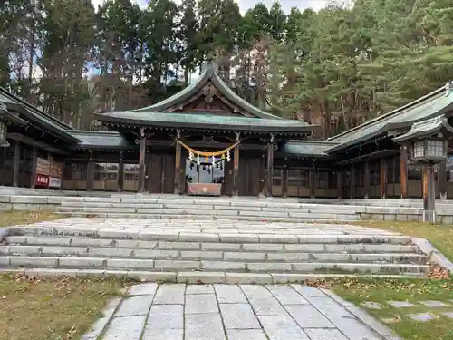 函館護國神社の本殿