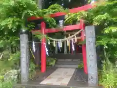 新屋山神社(山梨県)