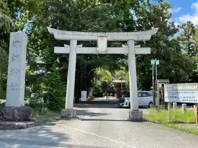 諏訪神社の鳥居