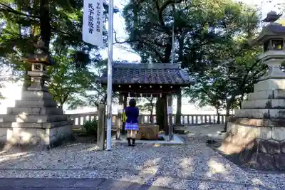 本土神社の手水舎