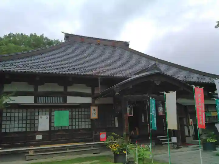 西光寺の本殿・本堂