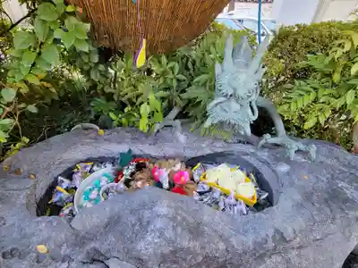 三輪神社の手水舎