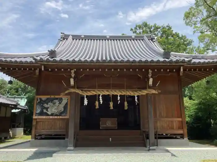 三奈良神社の本殿