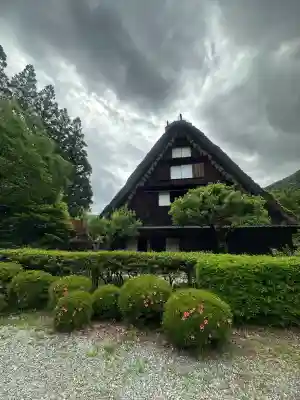 高椅神社の{uncategorized: "未分類", other: "その他", undefined: "問題あり", building: "その他建物", grave: "お墓", sacred_gate: "鳥居", guardian: "狛犬", statue: "像", buddha: "仏像", history: "歴史", nature: "自然", garden: "庭園", animal: "動物", pagoda: "塔", temizu: "手水舎", mountain_gate: "山門・神門", sanctuary: "本殿・本堂", subordinate: "末社・摂社", art: "芸術", scenery: "景色", jizo: "地蔵", ema: "絵馬", goshuin: "御朱印", omikuji: "おみくじ", items: "授与品その他", amulet: "お守り", goshuincho: "御朱印帳", eats: "食事", festival: "お祭り", votive_dance: "神楽", shichigosan: "七五三参", wedding: "結婚式", experience: "体験その他", initially: "初詣", around: "周辺", anti_infection: "感染症対策"}