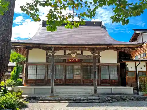 本覚寺の本殿・本堂
