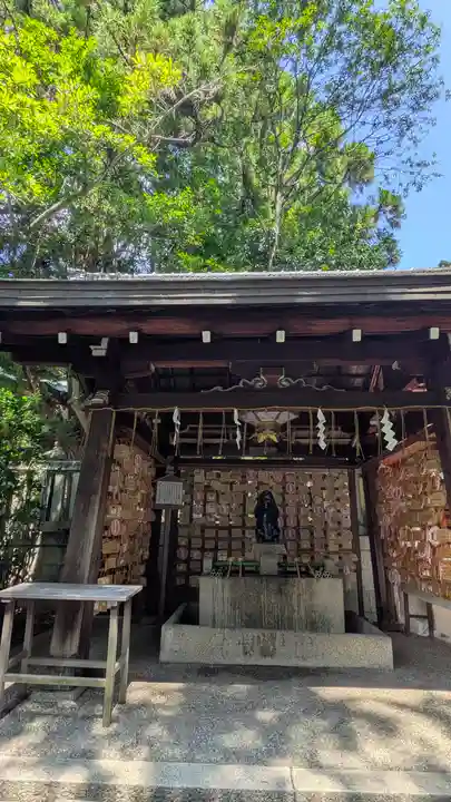 岡崎神社の手水舎