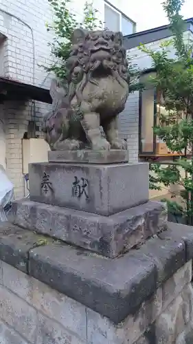 皆中稲荷神社の本殿・本堂