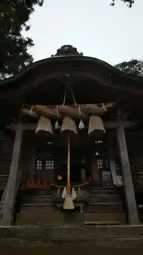 須我神社の本殿