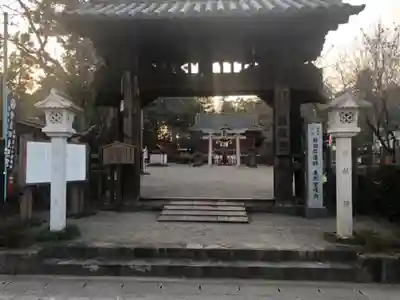 世良田東照宮の山門・神門