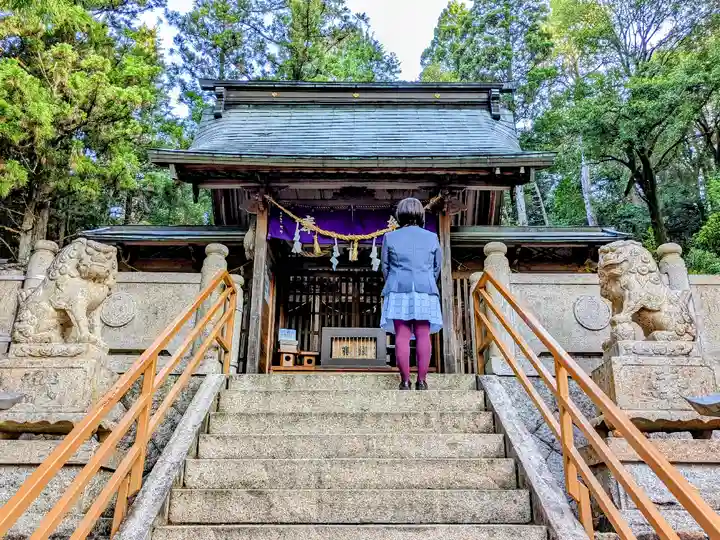 八幡神社の本殿・本堂