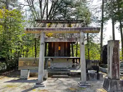山梨縣護國神社の末社・摂社