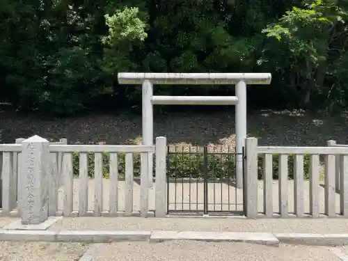 箸墓古墳（倭迹迹日百襲姫命 大市墓）(奈良県)