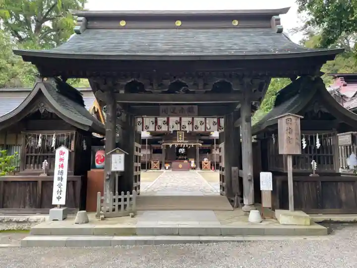水戸八幡宮の山門・神門
