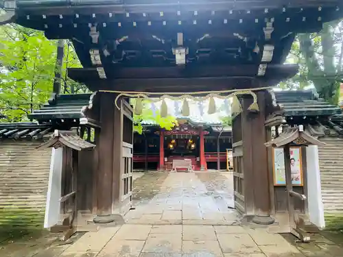 赤坂氷川神社の山門・神門