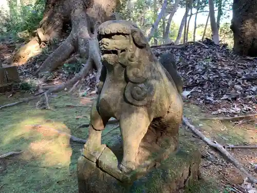 八幡神社の狛犬