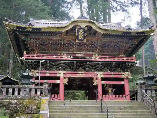 輪王寺の山門・神門