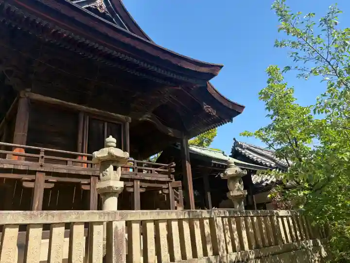 足高神社の{uncategorized: "未分類", other: "その他", undefined: "問題あり", building: "その他建物", grave: "お墓", sacred_gate: "鳥居", guardian: "狛犬", statue: "像", buddha: "仏像", history: "歴史", nature: "自然", garden: "庭園", animal: "動物", pagoda: "塔", temizu: "手水舎", mountain_gate: "山門・神門", sanctuary: "本殿・本堂", subordinate: "末社・摂社", art: "芸術", scenery: "景色", jizo: "地蔵", ema: "絵馬", goshuin: "御朱印", omikuji: "おみくじ", items: "授与品その他", amulet: "お守り", goshuincho: "御朱印帳", eats: "食事", festival: "お祭り", votive_dance: "神楽", shichigosan: "七五三参", wedding: "結婚式", experience: "体験その他", initially: "初詣", around: "周辺", anti_infection: "感染症対策"}