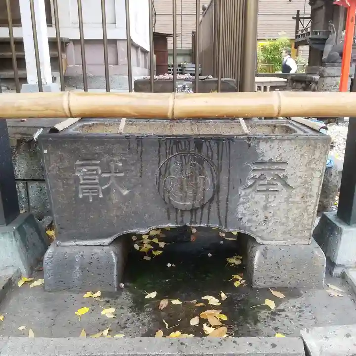 銀杏八幡宮の手水舎