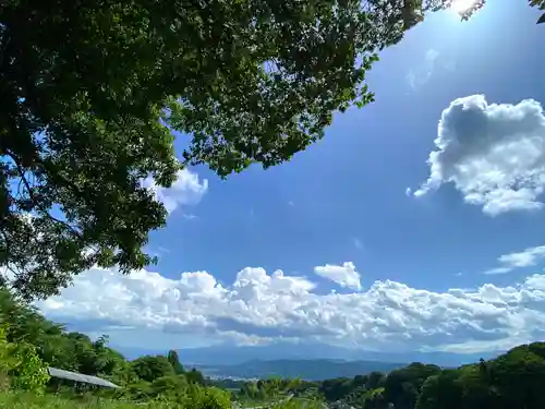 菱野健功神社の景色