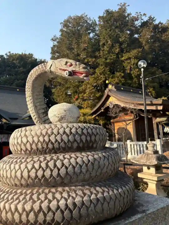 白蛇辨財天の{uncategorized: "未分類", other: "その他", undefined: "問題あり", building: "その他建物", grave: "お墓", sacred_gate: "鳥居", guardian: "狛犬", statue: "像", buddha: "仏像", history: "歴史", nature: "自然", garden: "庭園", animal: "動物", pagoda: "塔", temizu: "手水舎", mountain_gate: "山門・神門", sanctuary: "本殿・本堂", subordinate: "末社・摂社", art: "芸術", scenery: "景色", jizo: "地蔵", ema: "絵馬", goshuin: "御朱印", omikuji: "おみくじ", items: "授与品その他", amulet: "お守り", goshuincho: "御朱印帳", eats: "食事", festival: "お祭り", votive_dance: "神楽", shichigosan: "七五三参", wedding: "結婚式", experience: "体験その他", initially: "初詣", around: "周辺", anti_infection: "感染症対策"}