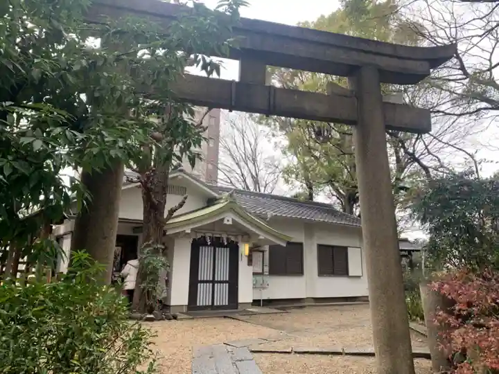 安居神社の鳥居