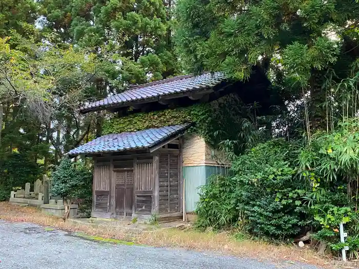 椙尾神社の建物その他