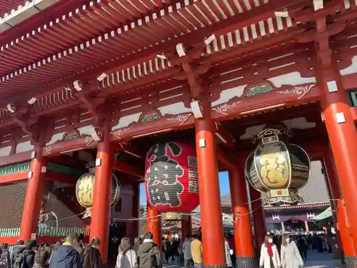 浅草寺の山門