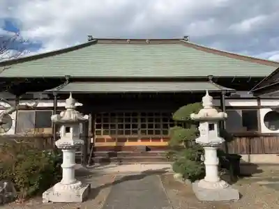 宝蔵寺の本殿・本堂