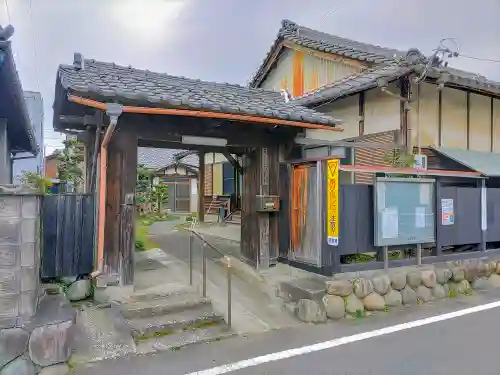 大山寺教会の山門・神門