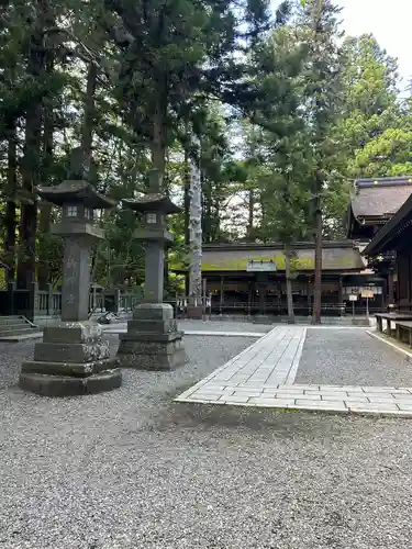 諏訪大社下社春宮(長野県)