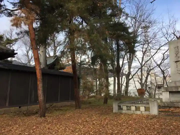 健御名方富命彦神別神社のその他建物