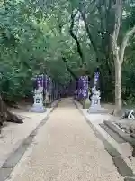 花窟神社の{uncategorized: "未分類", other: "その他", undefined: "問題あり", building: "その他建物", grave: "お墓", sacred_gate: "鳥居", guardian: "狛犬", statue: "像", buddha: "仏像", history: "歴史", nature: "自然", garden: "庭園", animal: "動物", pagoda: "塔", temizu: "手水舎", mountain_gate: "山門・神門", sanctuary: "本殿・本堂", subordinate: "末社・摂社", art: "芸術", scenery: "景色", jizo: "地蔵", ema: "絵馬", goshuin: "御朱印", omikuji: "おみくじ", items: "授与品その他", amulet: "お守り", goshuincho: "御朱印帳", eats: "食事", festival: "お祭り", votive_dance: "神楽", shichigosan: "七五三参", wedding: "結婚式", experience: "体験その他", initially: "初詣", around: "周辺", anti_infection: "感染症対策"}