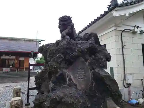 鶴見神社の狛犬