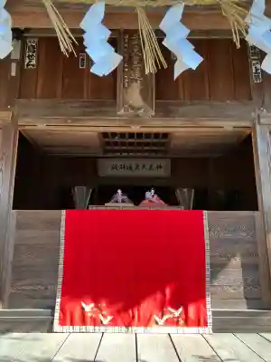 神武天皇遥拝殿の{uncategorized: "未分類", other: "その他", undefined: "問題あり", building: "その他建物", grave: "お墓", sacred_gate: "鳥居", guardian: "狛犬", statue: "像", buddha: "仏像", history: "歴史", nature: "自然", garden: "庭園", animal: "動物", pagoda: "塔", temizu: "手水舎", mountain_gate: "山門・神門", sanctuary: "本殿・本堂", subordinate: "末社・摂社", art: "芸術", scenery: "景色", jizo: "地蔵", ema: "絵馬", goshuin: "御朱印", omikuji: "おみくじ", items: "授与品その他", amulet: "お守り", goshuincho: "御朱印帳", eats: "食事", festival: "お祭り", votive_dance: "神楽", shichigosan: "七五三参", wedding: "結婚式", experience: "体験その他", initially: "初詣", around: "周辺", anti_infection: "感染症対策"}