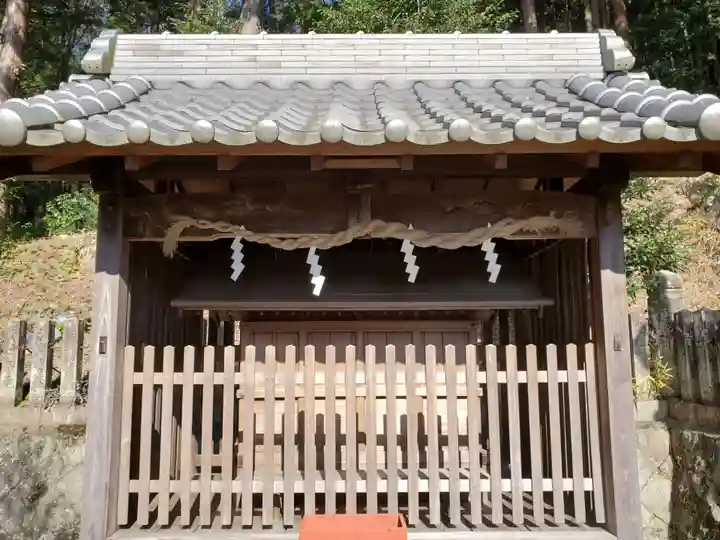 西脇八幡神社の末社・摂社