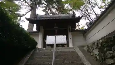 大念寺の山門・神門
