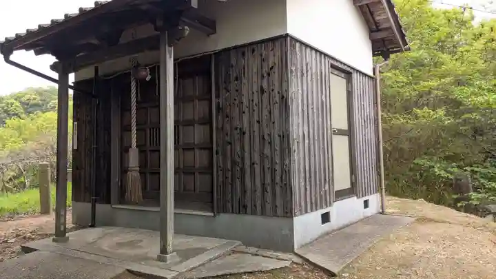 荒神社の本殿・本堂