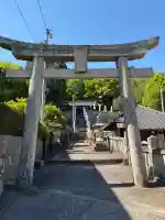 須佐能表神社の{uncategorized: "未分類", other: "その他", undefined: "問題あり", building: "その他建物", grave: "お墓", sacred_gate: "鳥居", guardian: "狛犬", statue: "像", buddha: "仏像", history: "歴史", nature: "自然", garden: "庭園", animal: "動物", pagoda: "塔", temizu: "手水舎", mountain_gate: "山門・神門", sanctuary: "本殿・本堂", subordinate: "末社・摂社", art: "芸術", scenery: "景色", jizo: "地蔵", ema: "絵馬", goshuin: "御朱印", omikuji: "おみくじ", items: "授与品その他", amulet: "お守り", goshuincho: "御朱印帳", eats: "食事", festival: "お祭り", votive_dance: "神楽", shichigosan: "七五三参", wedding: "結婚式", experience: "体験その他", initially: "初詣", around: "周辺", anti_infection: "感染症対策"}