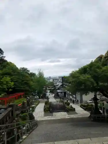 伊奈波神社の{uncategorized: "未分類", other: "その他", undefined: "問題あり", building: "その他建物", grave: "お墓", sacred_gate: "鳥居", guardian: "狛犬", statue: "像", buddha: "仏像", history: "歴史", nature: "自然", garden: "庭園", animal: "動物", pagoda: "塔", temizu: "手水舎", mountain_gate: "山門・神門", sanctuary: "本殿・本堂", subordinate: "末社・摂社", art: "芸術", scenery: "景色", jizo: "地蔵", ema: "絵馬", goshuin: "御朱印", omikuji: "おみくじ", items: "授与品その他", amulet: "お守り", goshuincho: "御朱印帳", eats: "食事", festival: "お祭り", votive_dance: "神楽", shichigosan: "七五三参", wedding: "結婚式", experience: "体験その他", initially: "初詣", around: "周辺", anti_infection: "感染症対策"}