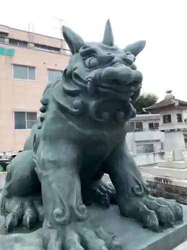 山形縣護國神社の狛犬