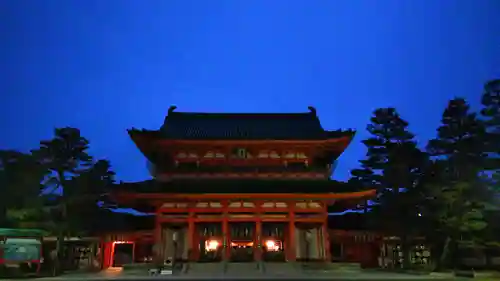 平安神宮の山門・神門