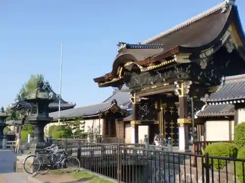 本願寺（西本願寺）の山門・神門