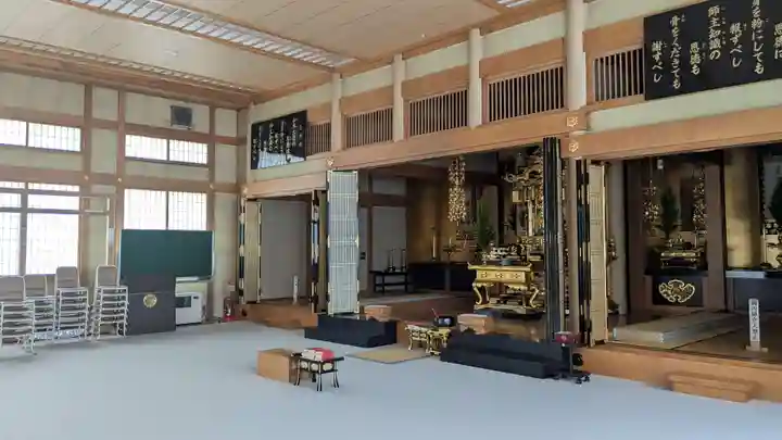 蓮生寺の本殿・本堂