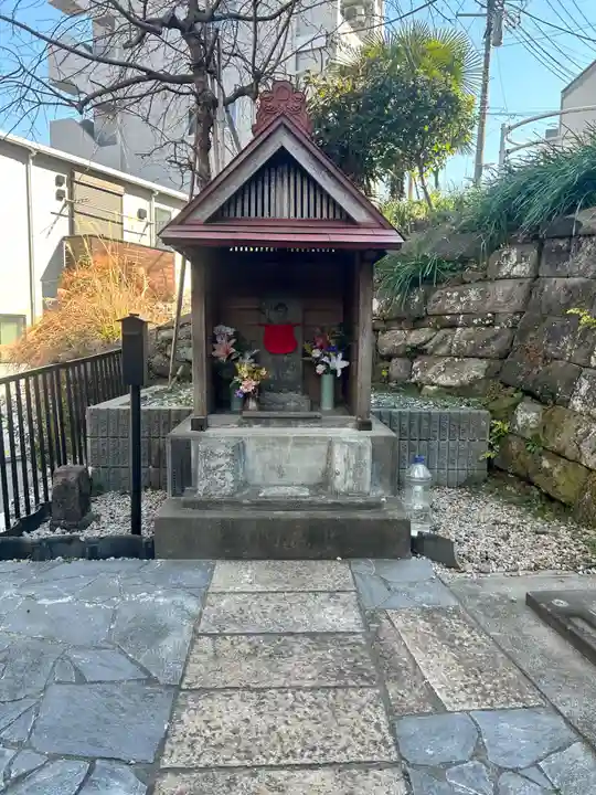 大丸谷震災地蔵尊(神奈川県)