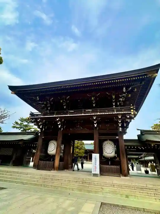 寒川神社の{uncategorized: "未分類", other: "その他", undefined: "問題あり", building: "その他建物", grave: "お墓", sacred_gate: "鳥居", guardian: "狛犬", statue: "像", buddha: "仏像", history: "歴史", nature: "自然", garden: "庭園", animal: "動物", pagoda: "塔", temizu: "手水舎", mountain_gate: "山門・神門", sanctuary: "本殿・本堂", subordinate: "末社・摂社", art: "芸術", scenery: "景色", jizo: "地蔵", ema: "絵馬", goshuin: "御朱印", omikuji: "おみくじ", items: "授与品その他", amulet: "お守り", goshuincho: "御朱印帳", eats: "食事", festival: "お祭り", votive_dance: "神楽", shichigosan: "七五三参", wedding: "結婚式", experience: "体験その他", initially: "初詣", around: "周辺", anti_infection: "感染症対策"}